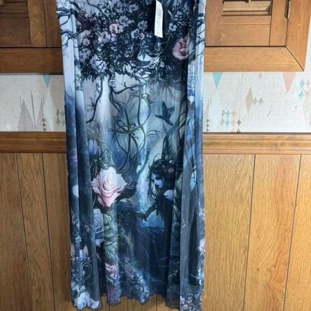 Gothic fairy maxi skirt Size Medium NWT